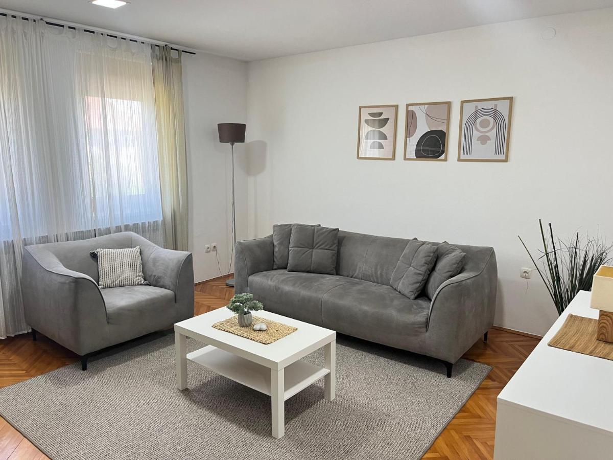 Apartman Mara Mala Subotica Bagian luar foto