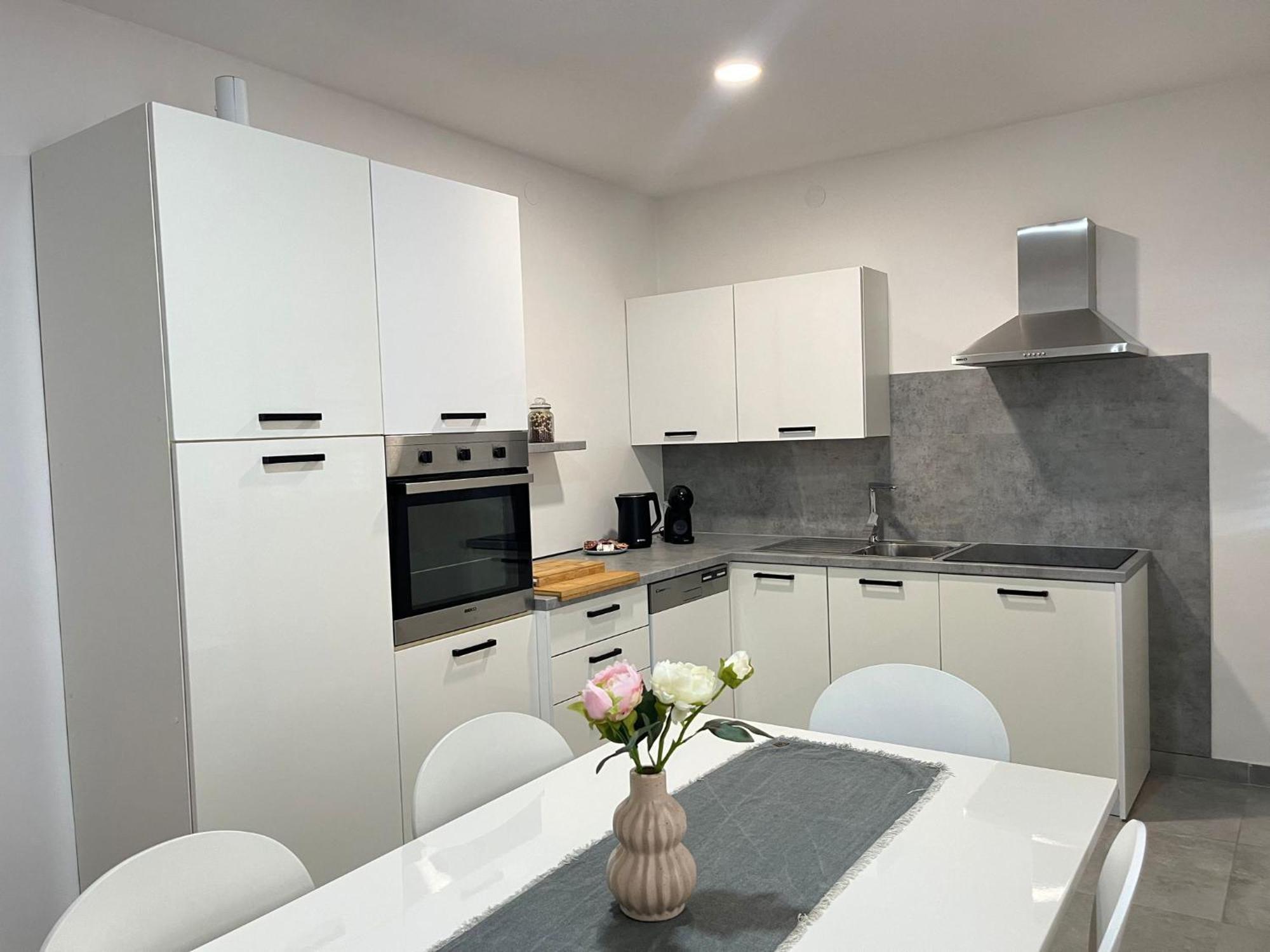 Apartman Mara Mala Subotica Bagian luar foto